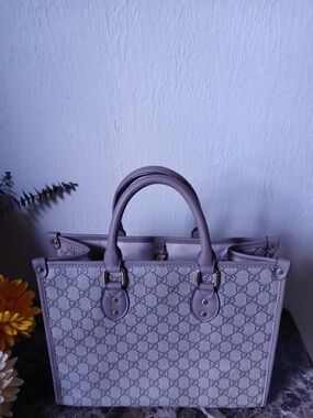 Gucci Lavender Signature GG Tote